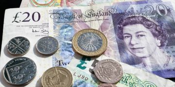 Britain’s Public Debt to Exceed $2.6 Trillion for the First Time